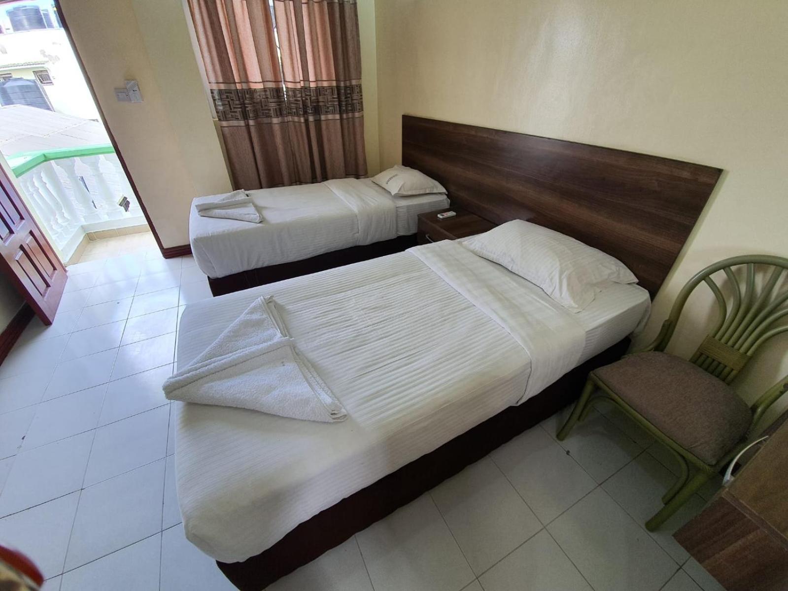 Prestige Leisure Hotel Mtwapa Exteriör bild