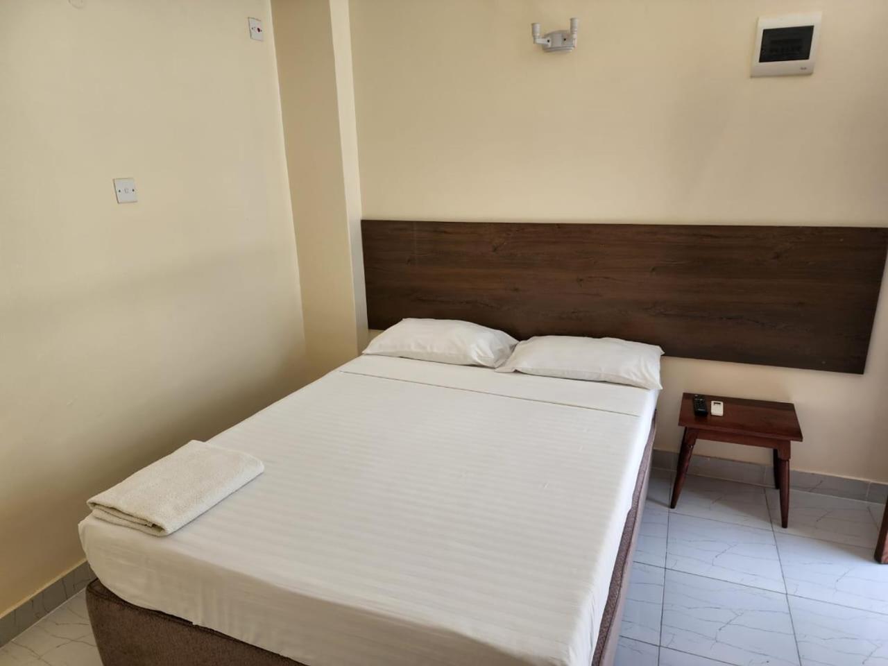Prestige Leisure Hotel Mtwapa Exteriör bild